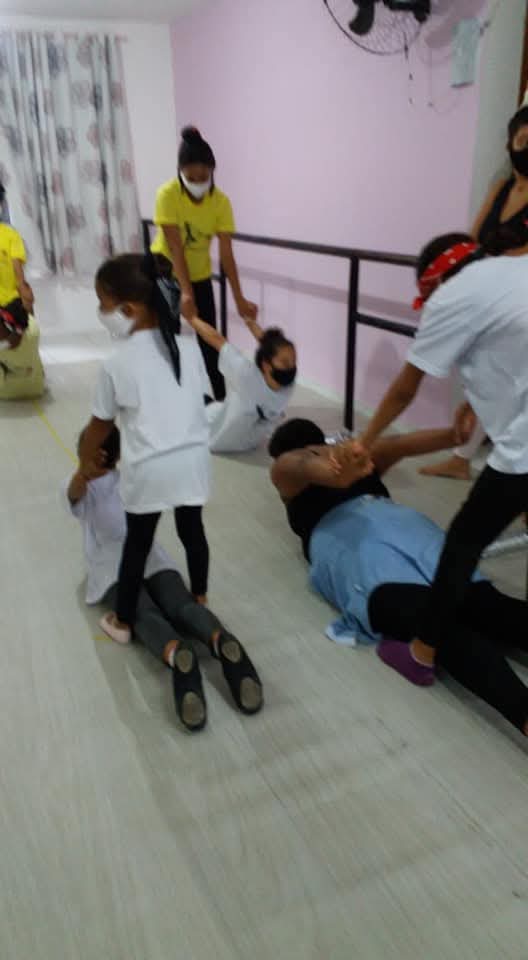 f8b31989-09a7-4195-933f-636926f7d4cb